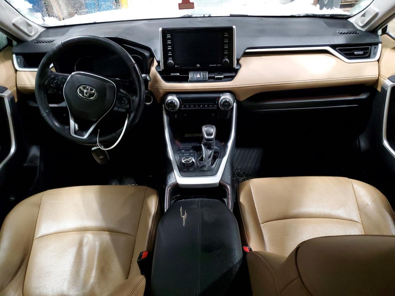 2019 TOYOTA RAV4 LIMITED photo 8