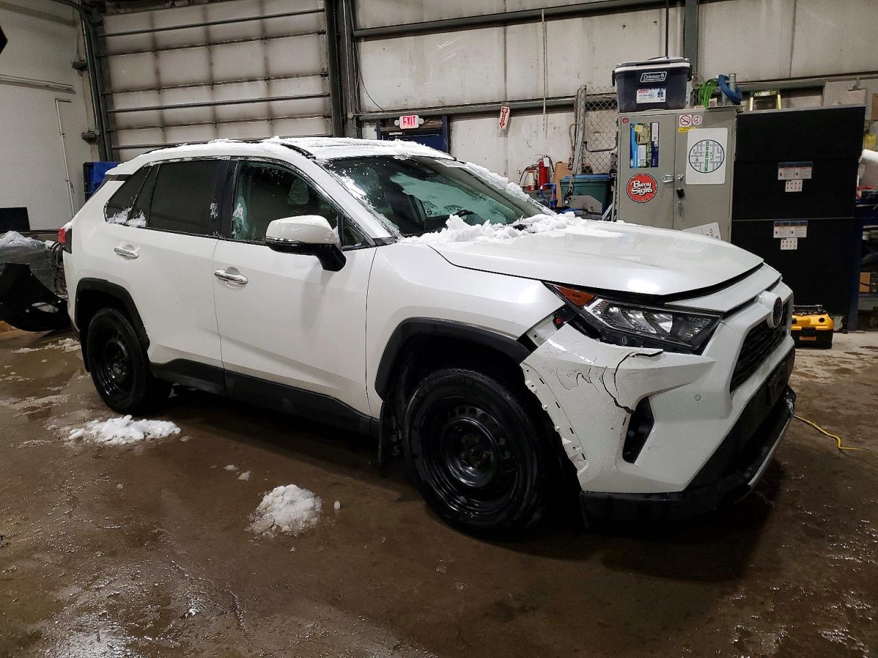 2019 TOYOTA RAV4 LIMITED photo 4