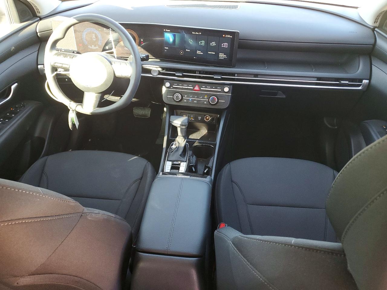 2025 HYUNDAI TUCSON SE photo 8