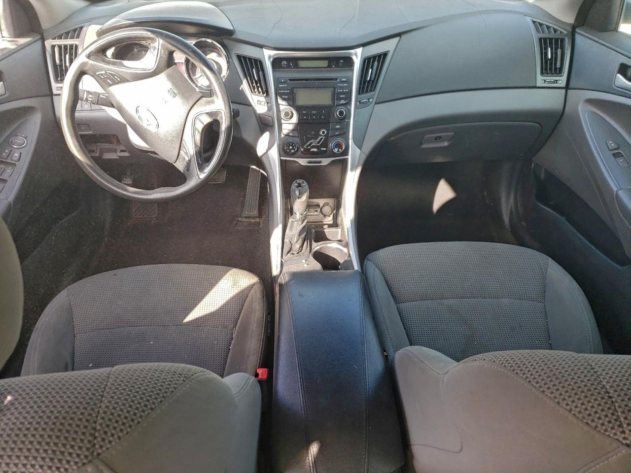 2013 HYUNDAI SONATA GLS photo 8