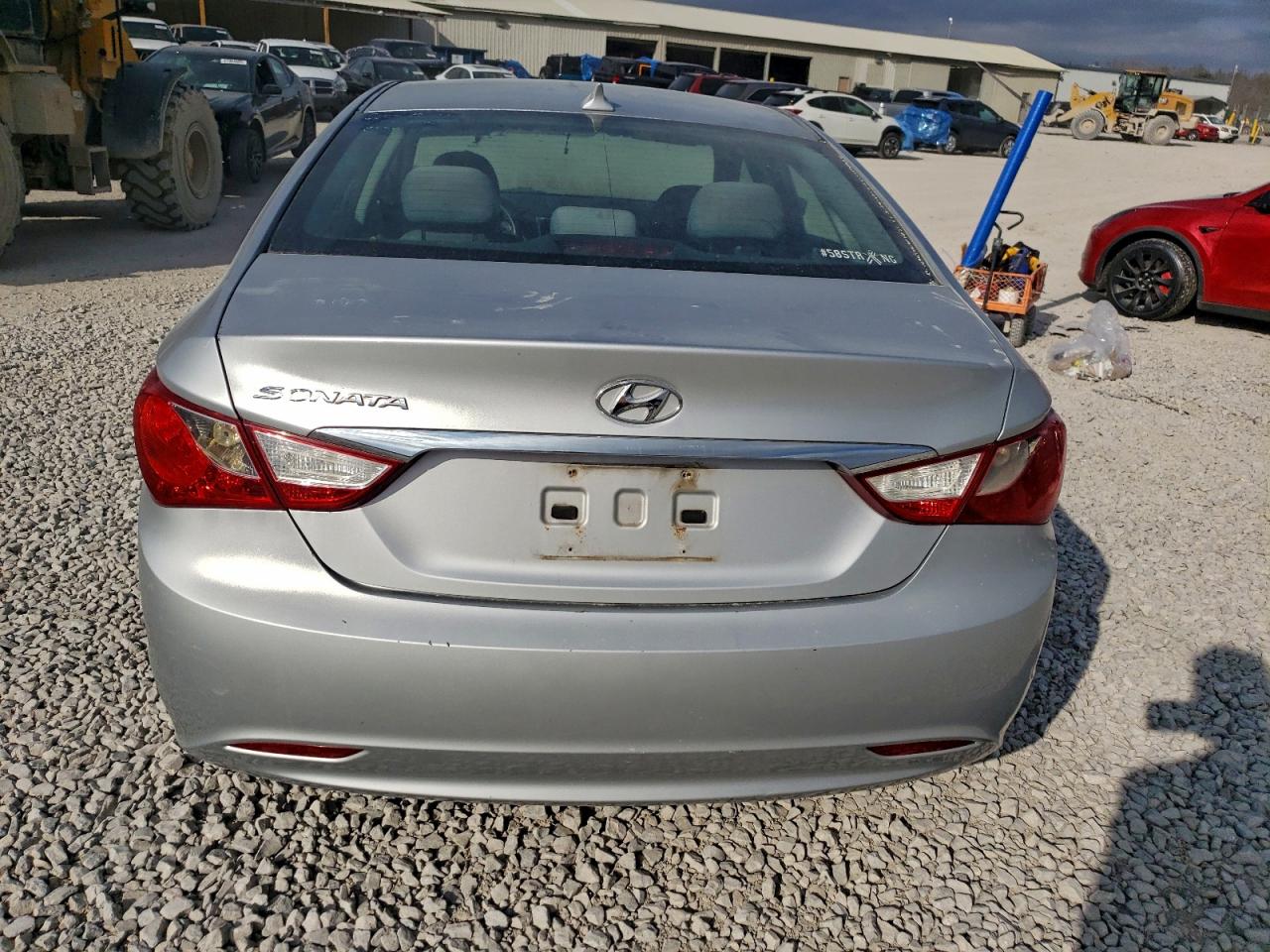 2013 HYUNDAI SONATA GLS photo 6