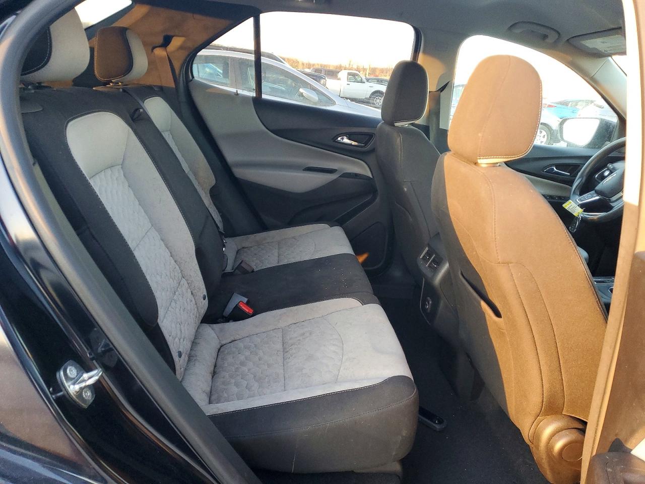 2021 CHEVROLET EQUINOX LT photo 19
