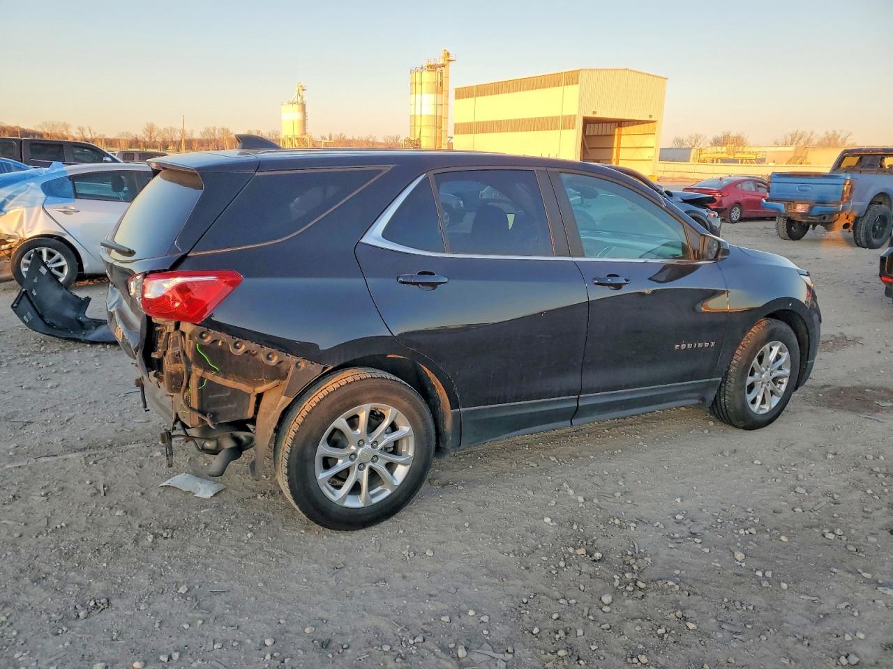 2021 CHEVROLET EQUINOX LT photo 5