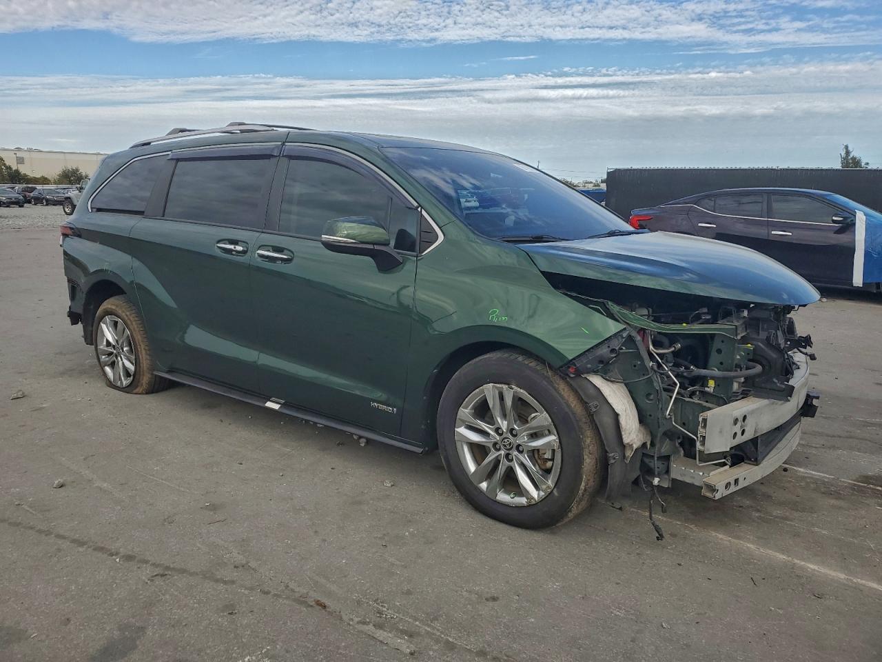 2021 TOYOTA SIENNA LIMITED photo 10
