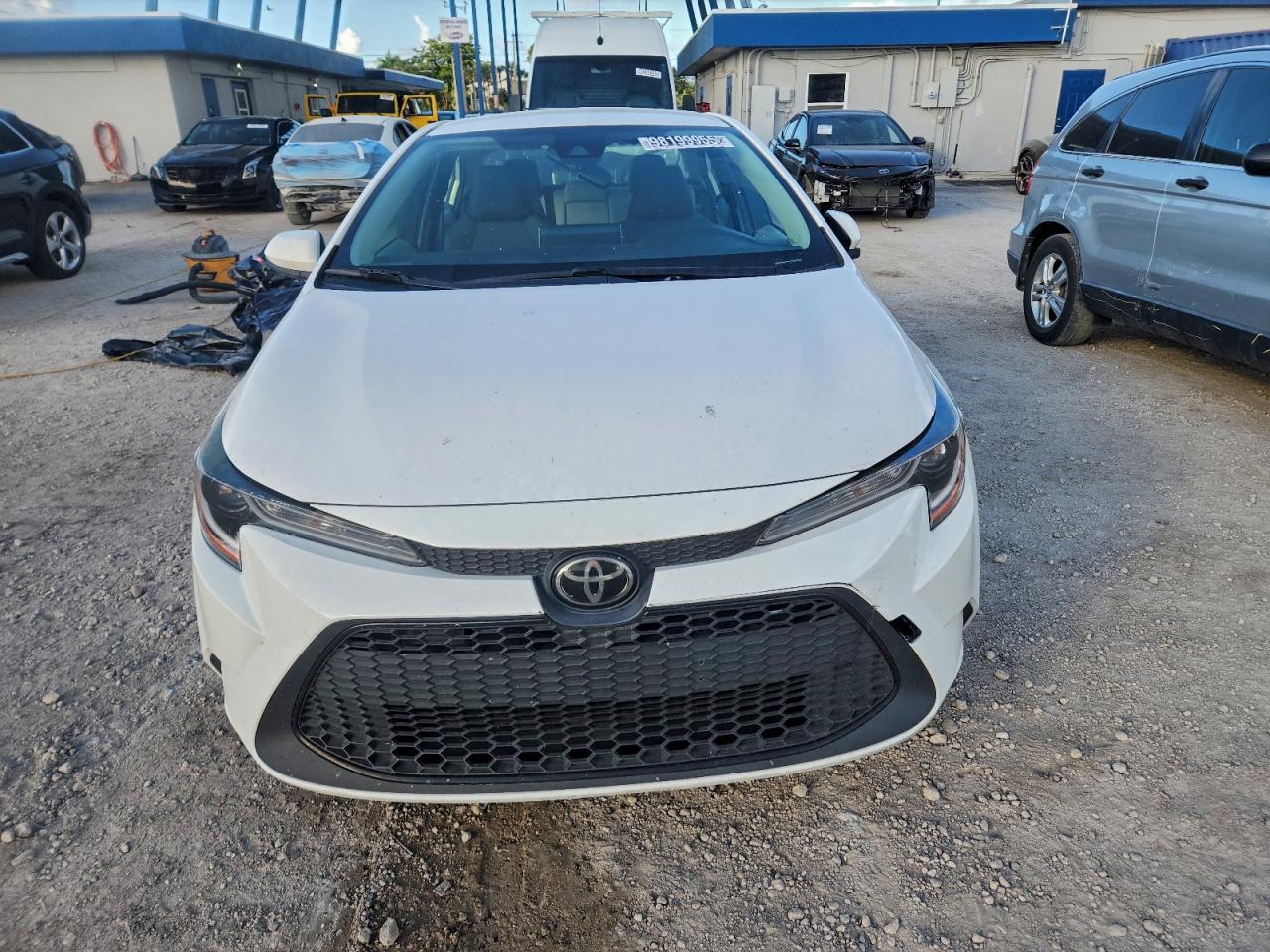 2020 TOYOTA COROLLA LE photo 5