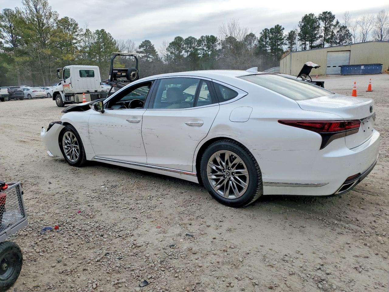 2022 LEXUS LS 500 BASE photo 2