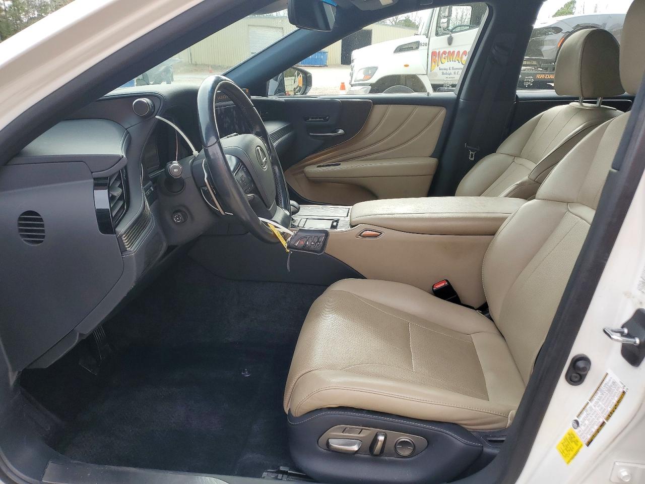 2022 LEXUS LS 500 BASE photo 7