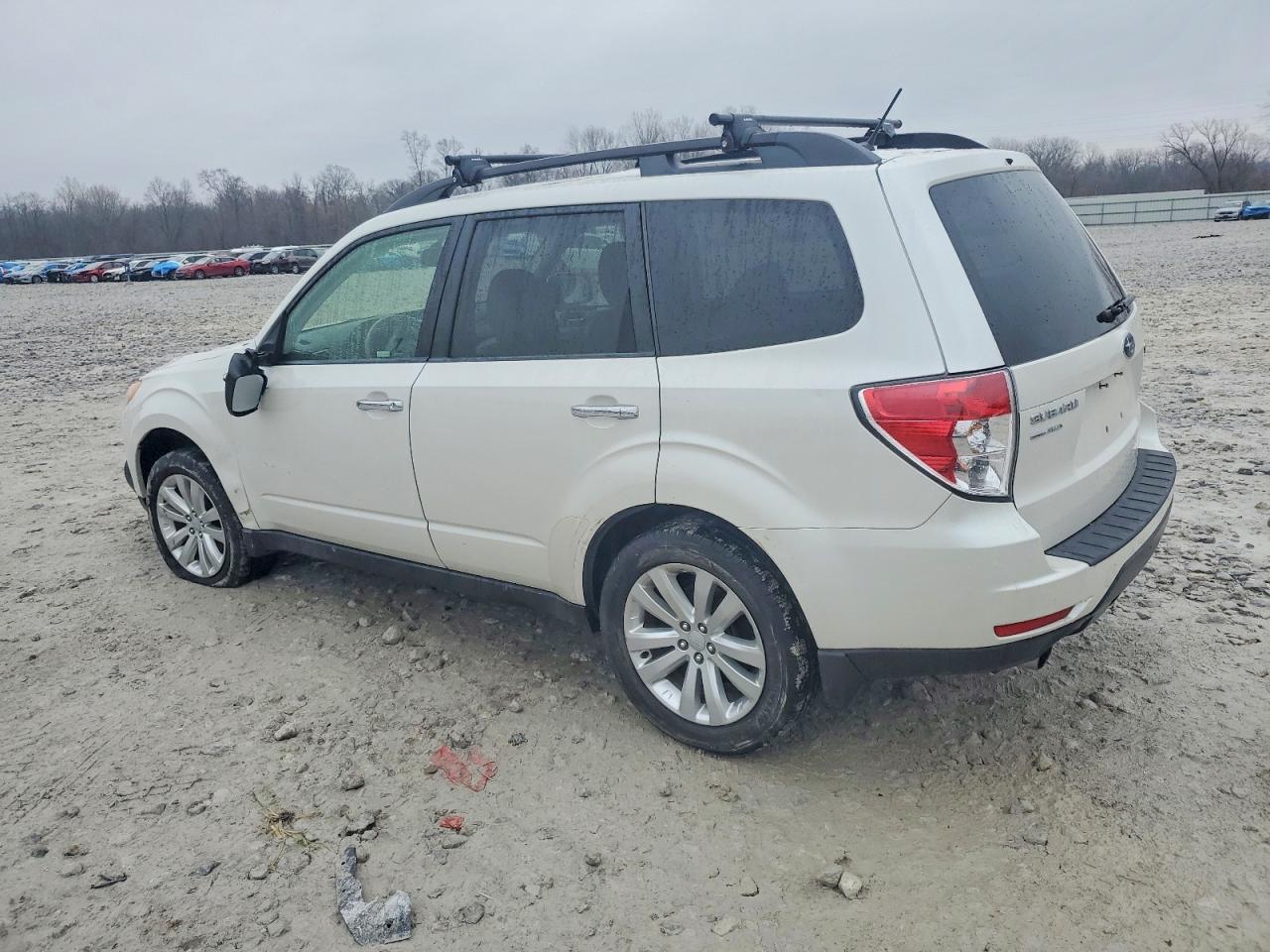2013 SUBARU FORESTER LIMITED photo 2