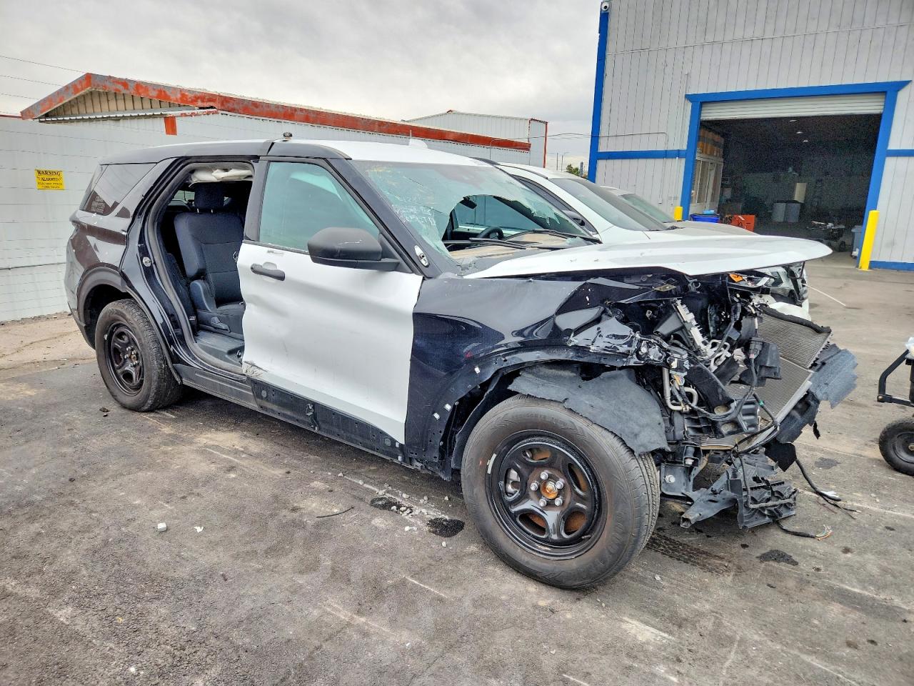 2023 FORD EXPLORER POLICE INTERCEPTOR photo 4