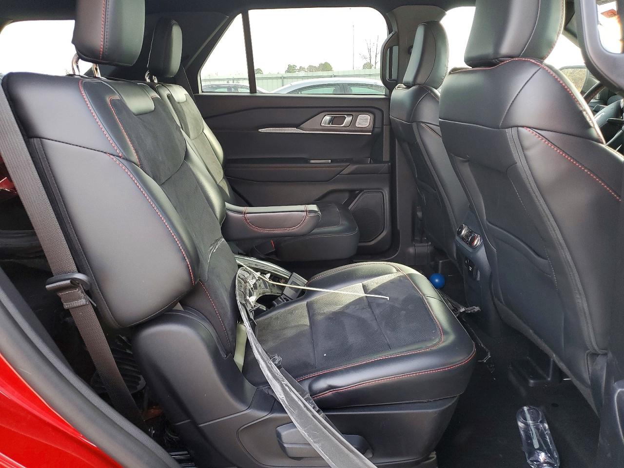 2025 FORD EXPLORER ST photo 11
