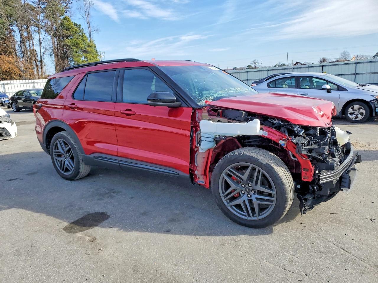2025 FORD EXPLORER ST photo 4
