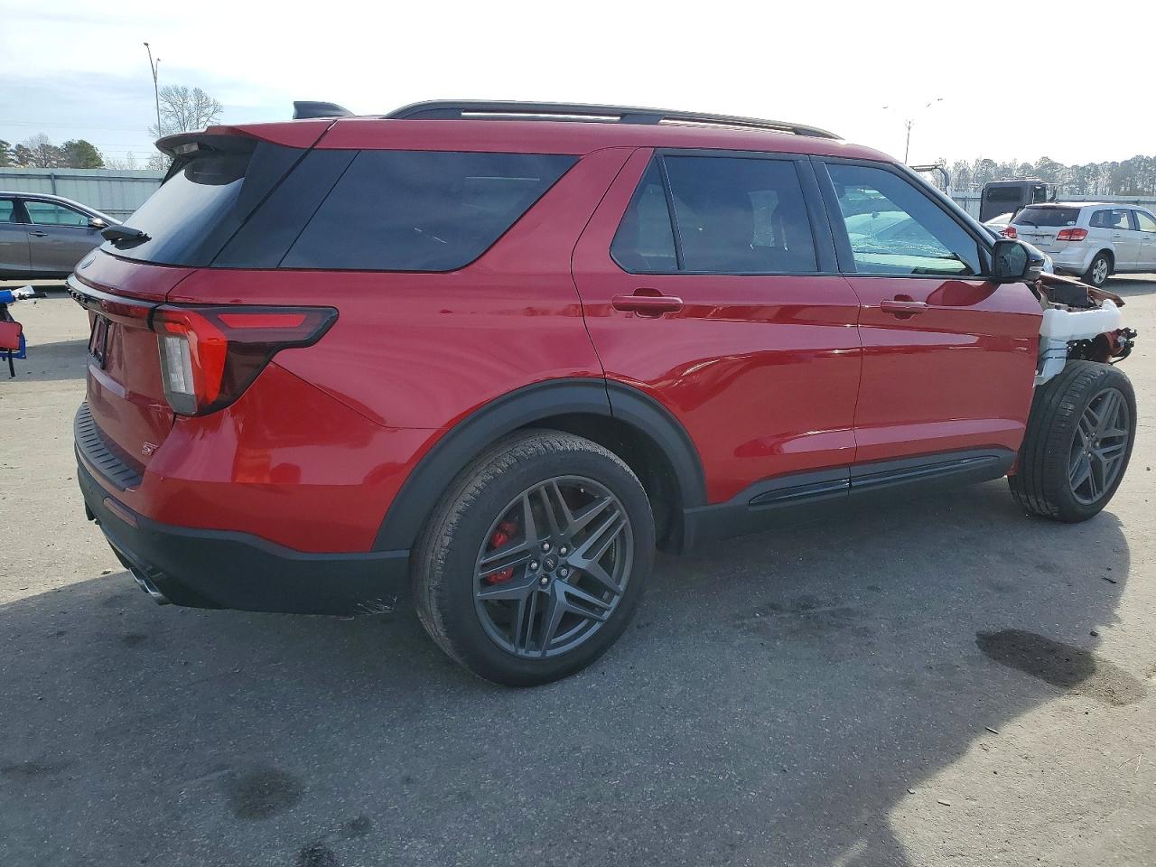 2025 FORD EXPLORER ST photo 3