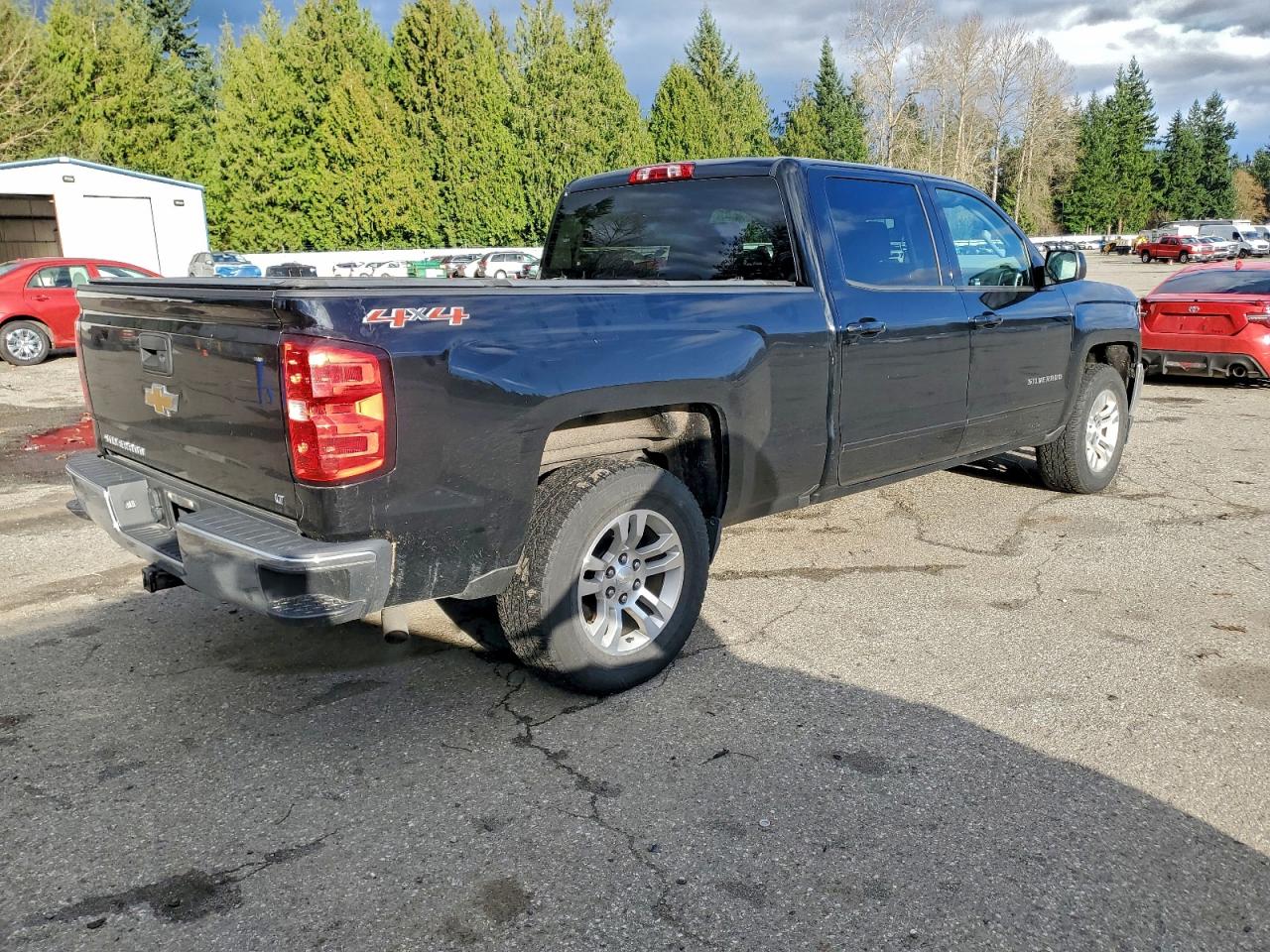 2016 CHEVROLET SILVERADO K1500 LT photo 3