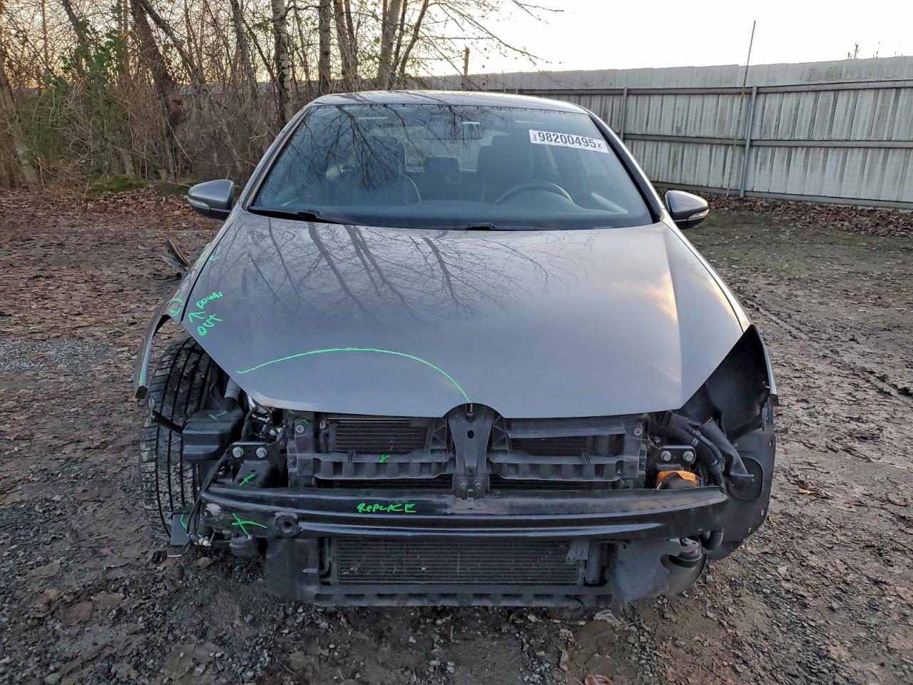 2013 VOLKSWAGEN GTI photo 5