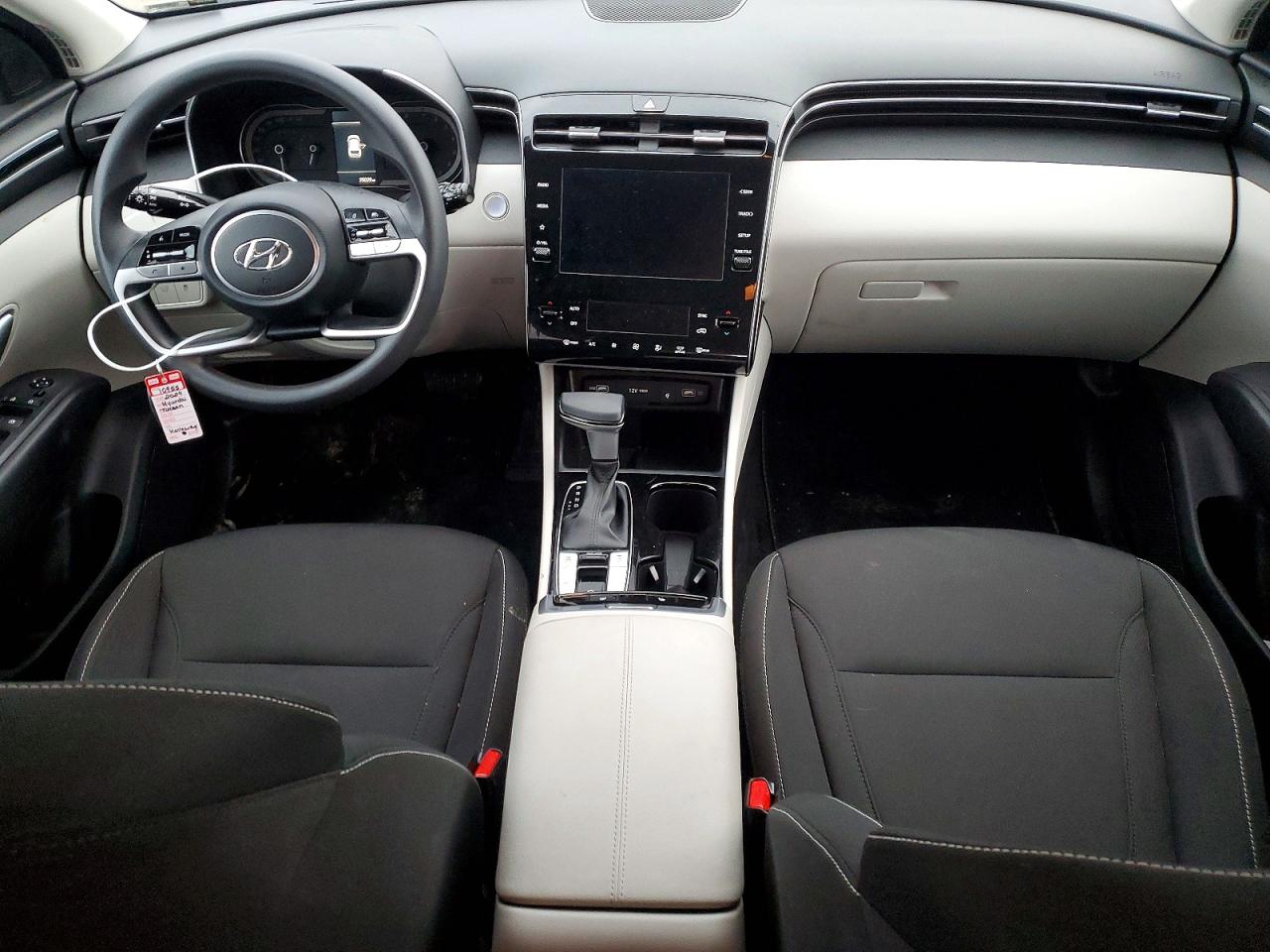 2024 HYUNDAI TUCSON SEL photo 8