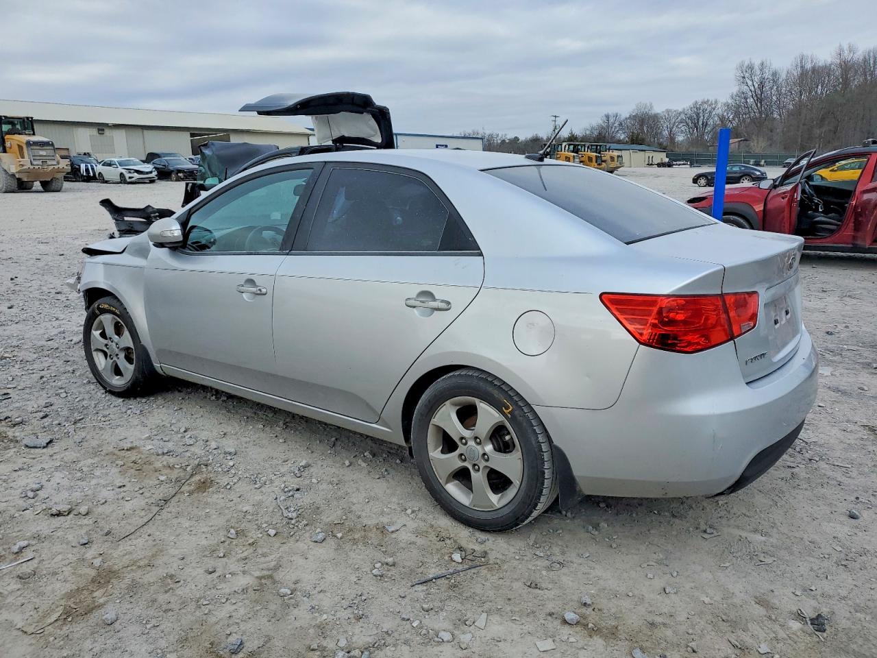 2010 KIA FORTE EX photo 2