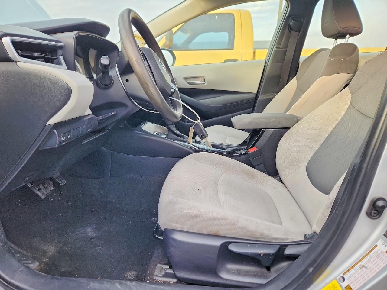 2020 TOYOTA COROLLA LE photo 7