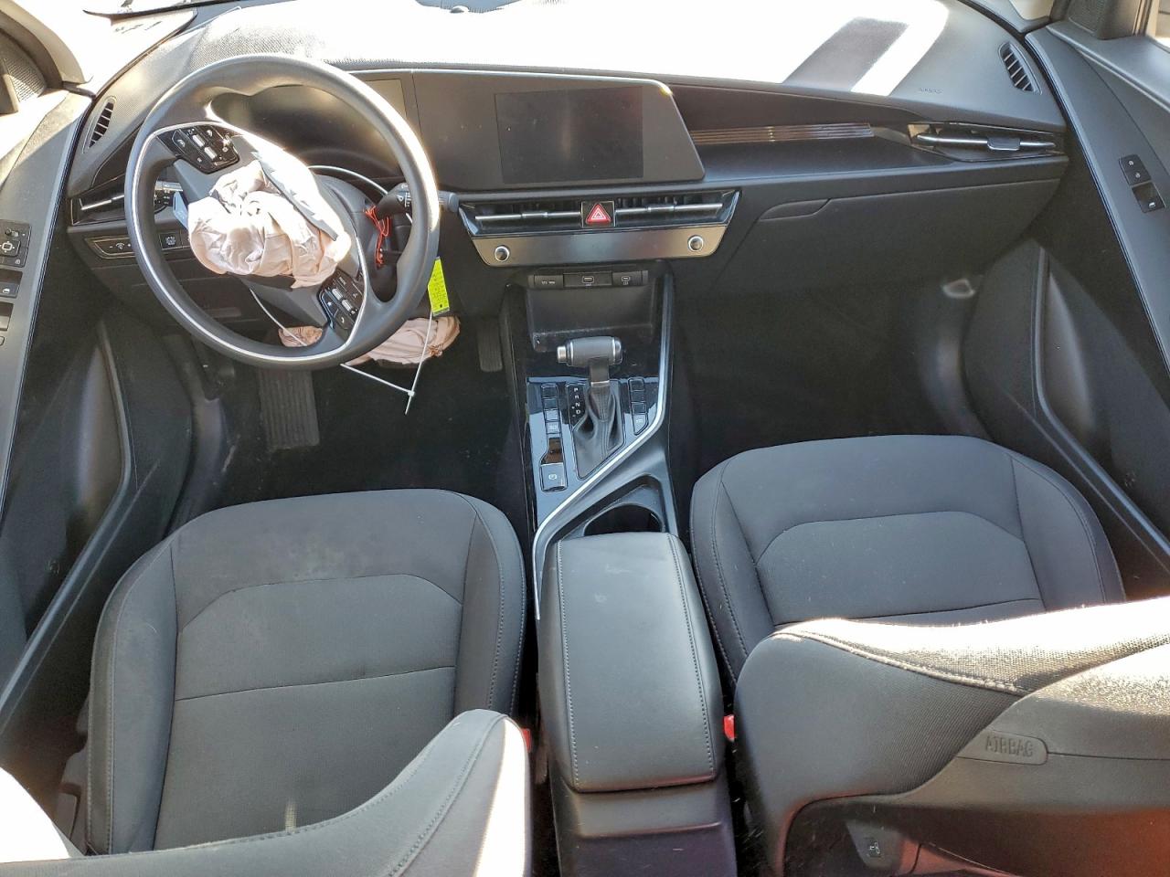 2023 KIA NIRO LX photo 8
