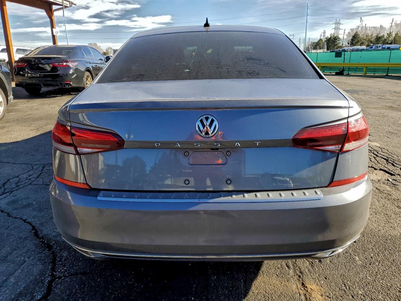 2021 VOLKSWAGEN PASSAT SE photo 6