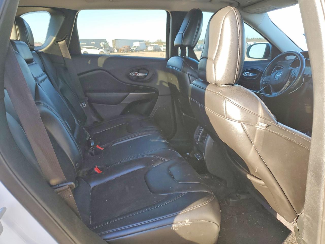 2019 JEEP CHEROKEE LATITUDE PLUS photo 10