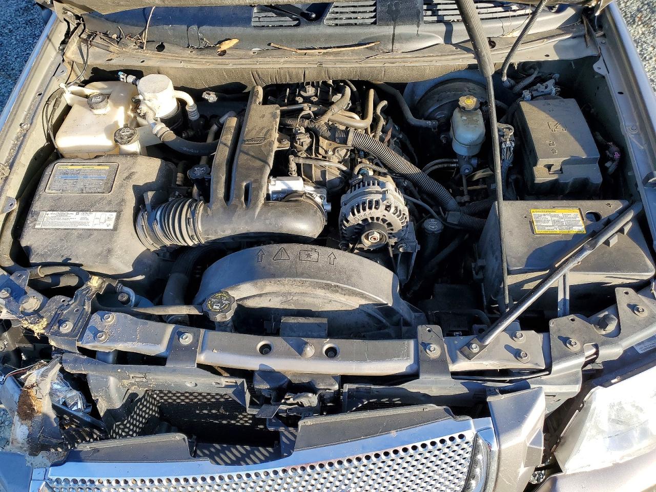 2006 GMC ENVOY DENALI photo 23