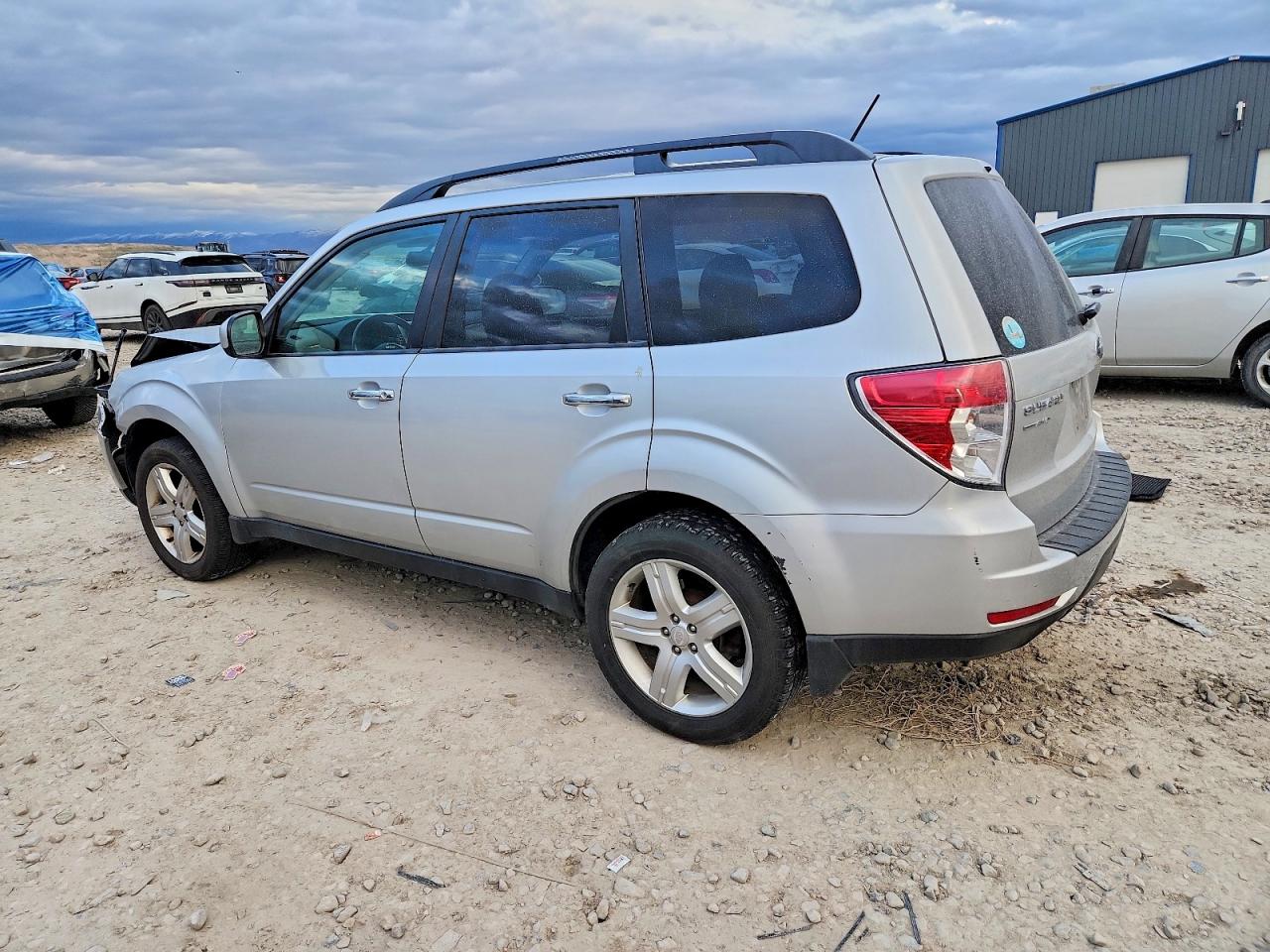 2010 SUBARU FORESTER 2.5X LIMITED photo 4