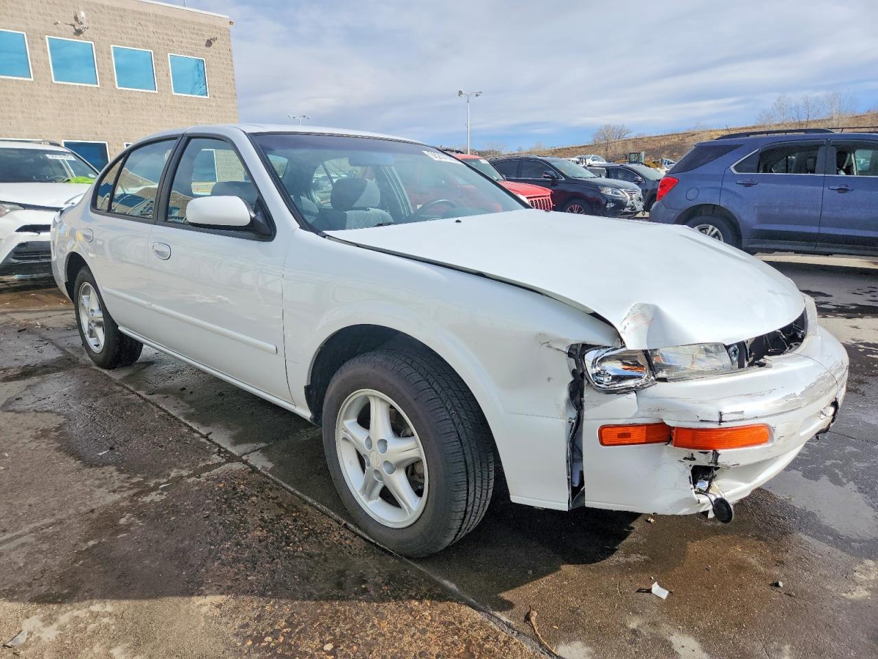 1998 NISSAN MAXIMA GXE photo 4