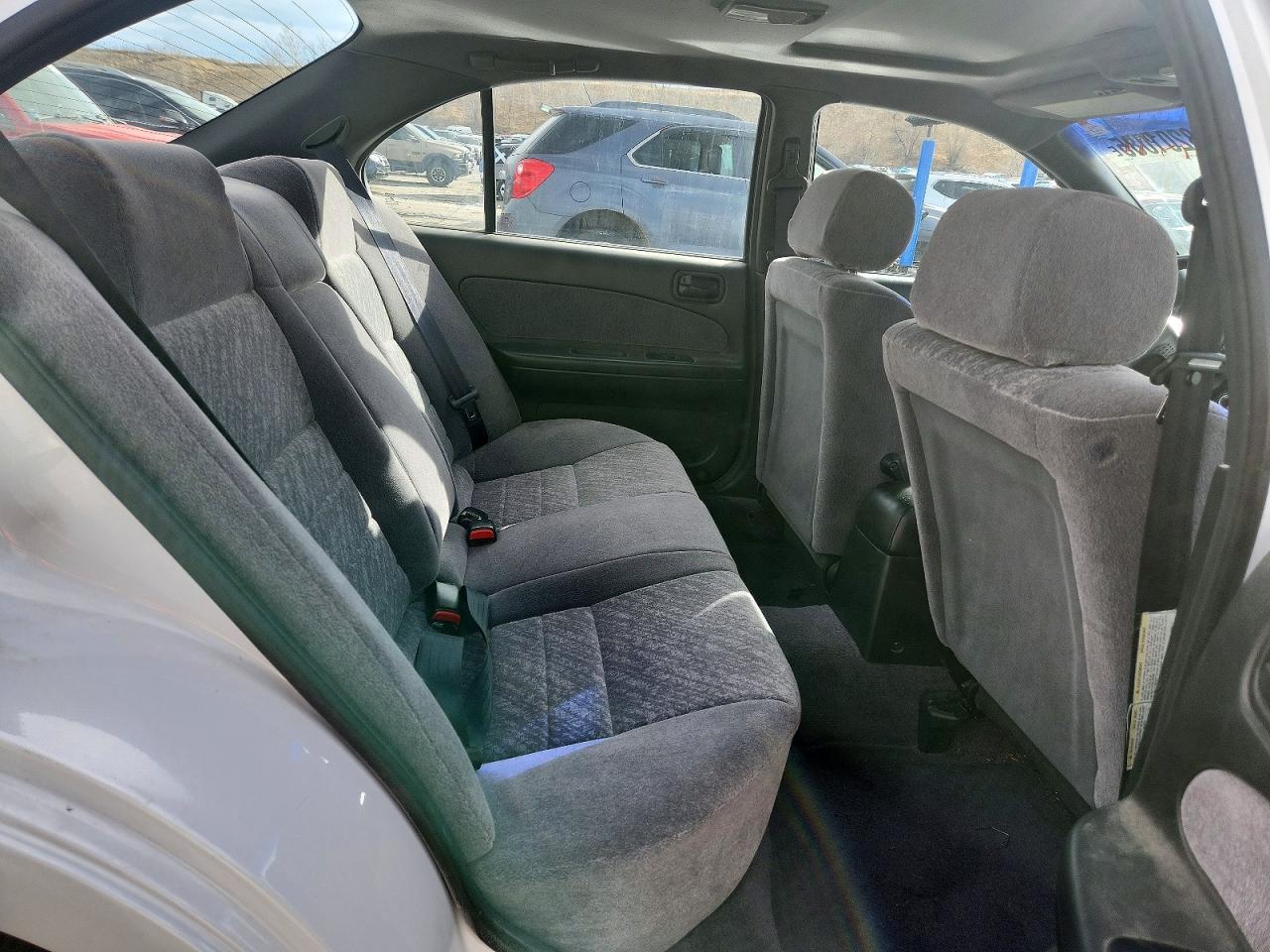 1998 NISSAN MAXIMA GXE photo 10