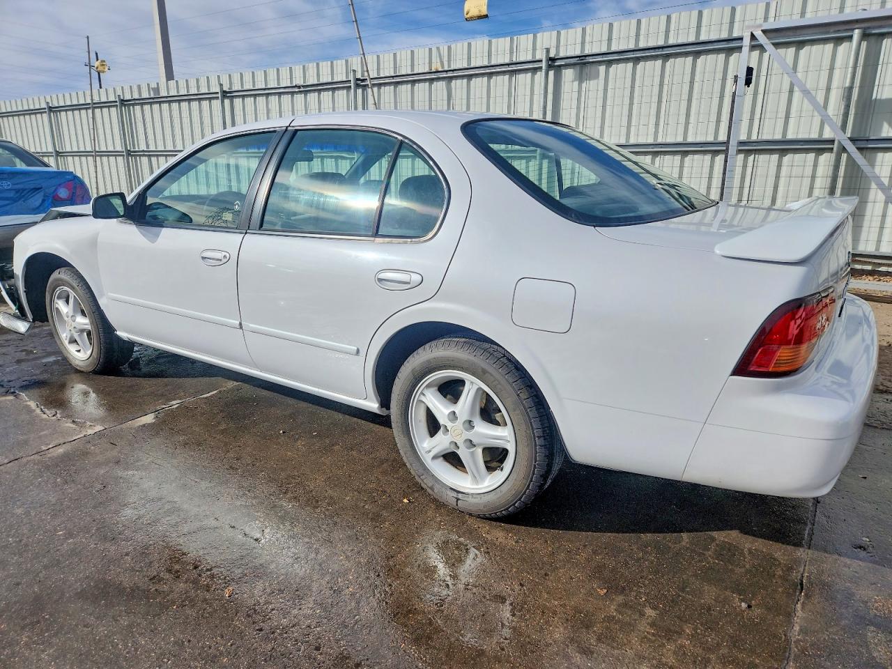 1998 NISSAN MAXIMA GXE photo 2