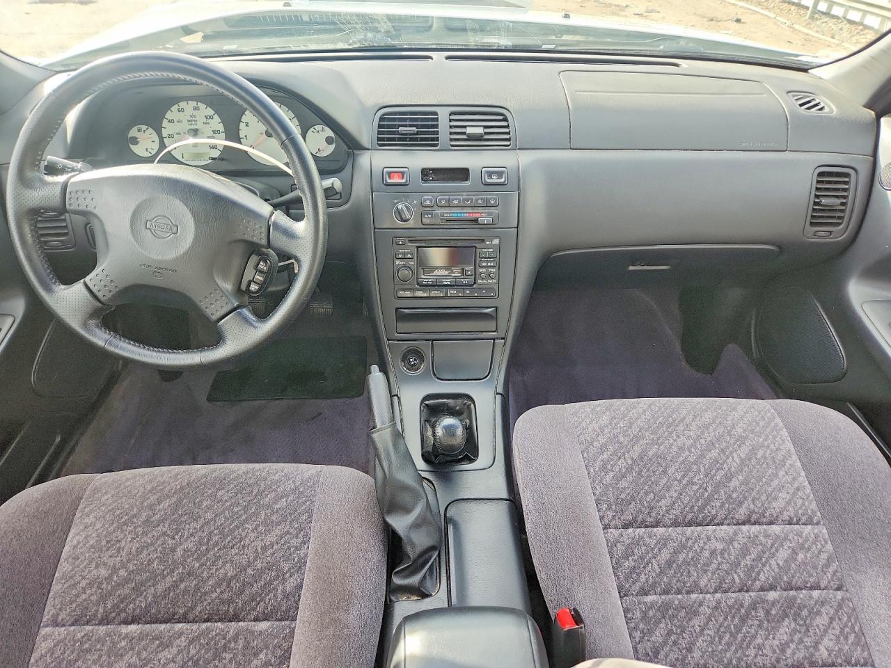 1998 NISSAN MAXIMA GXE photo 8