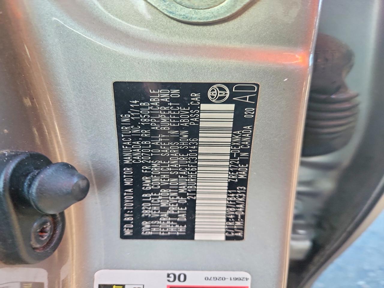 2015 TOYOTA COROLLA L photo 34