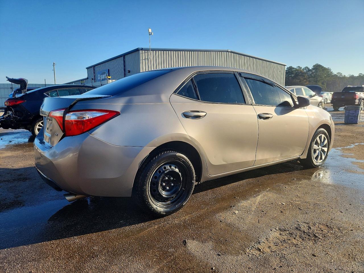 2015 TOYOTA COROLLA L photo 7