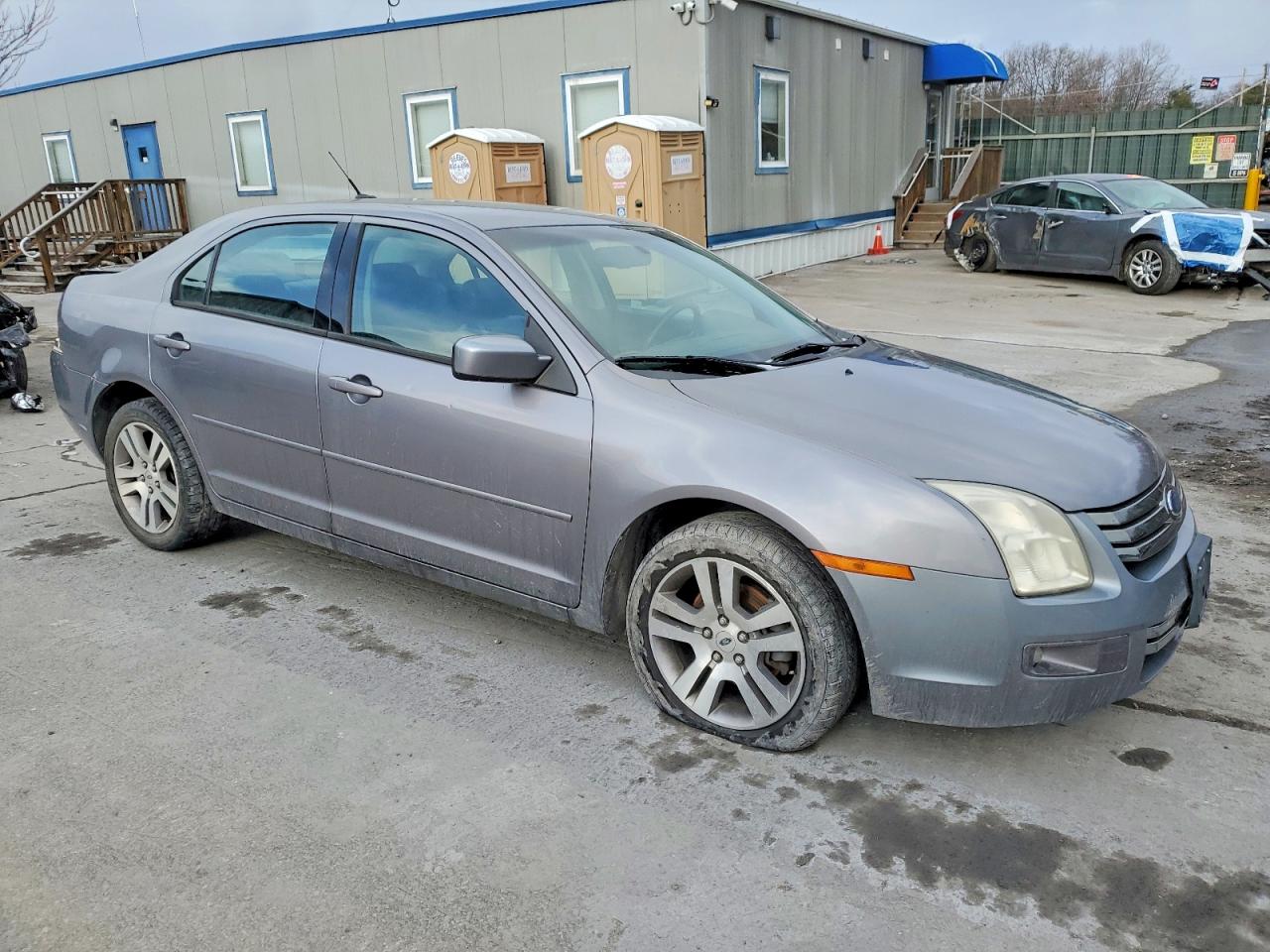 2007 FORD FUSION SE photo 4