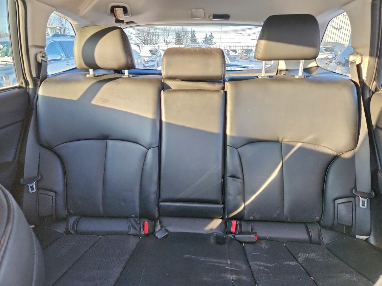 2012 SUBARU OUTBACK 3.6R LIMITED photo 10