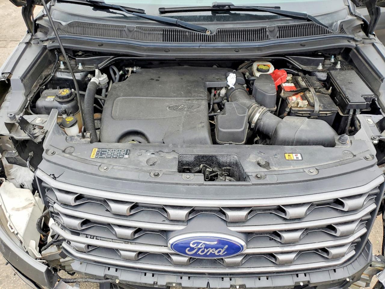 2017 FORD EXPLORER XLT photo 12