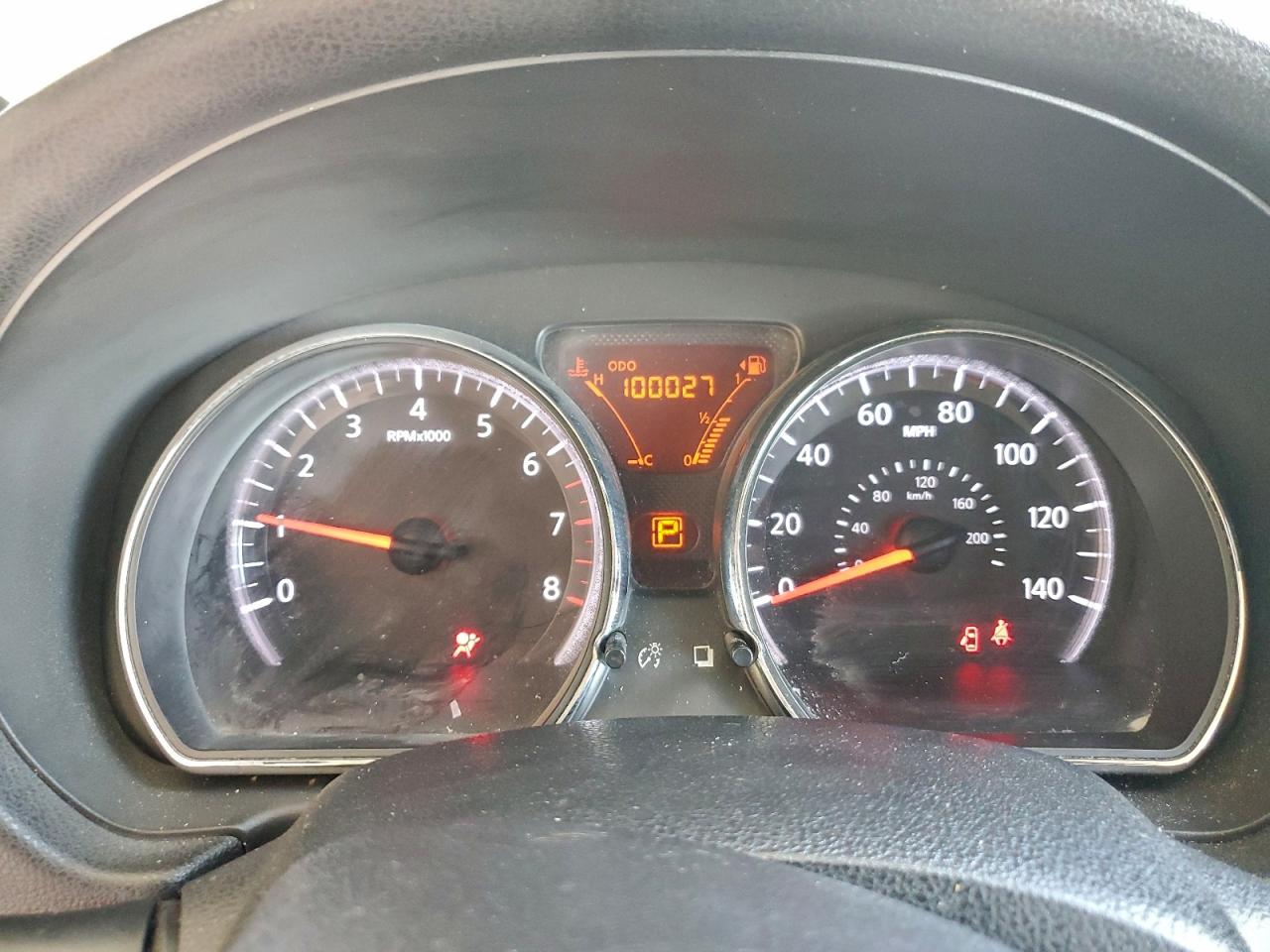 2012 NISSAN VERSA S photo 9