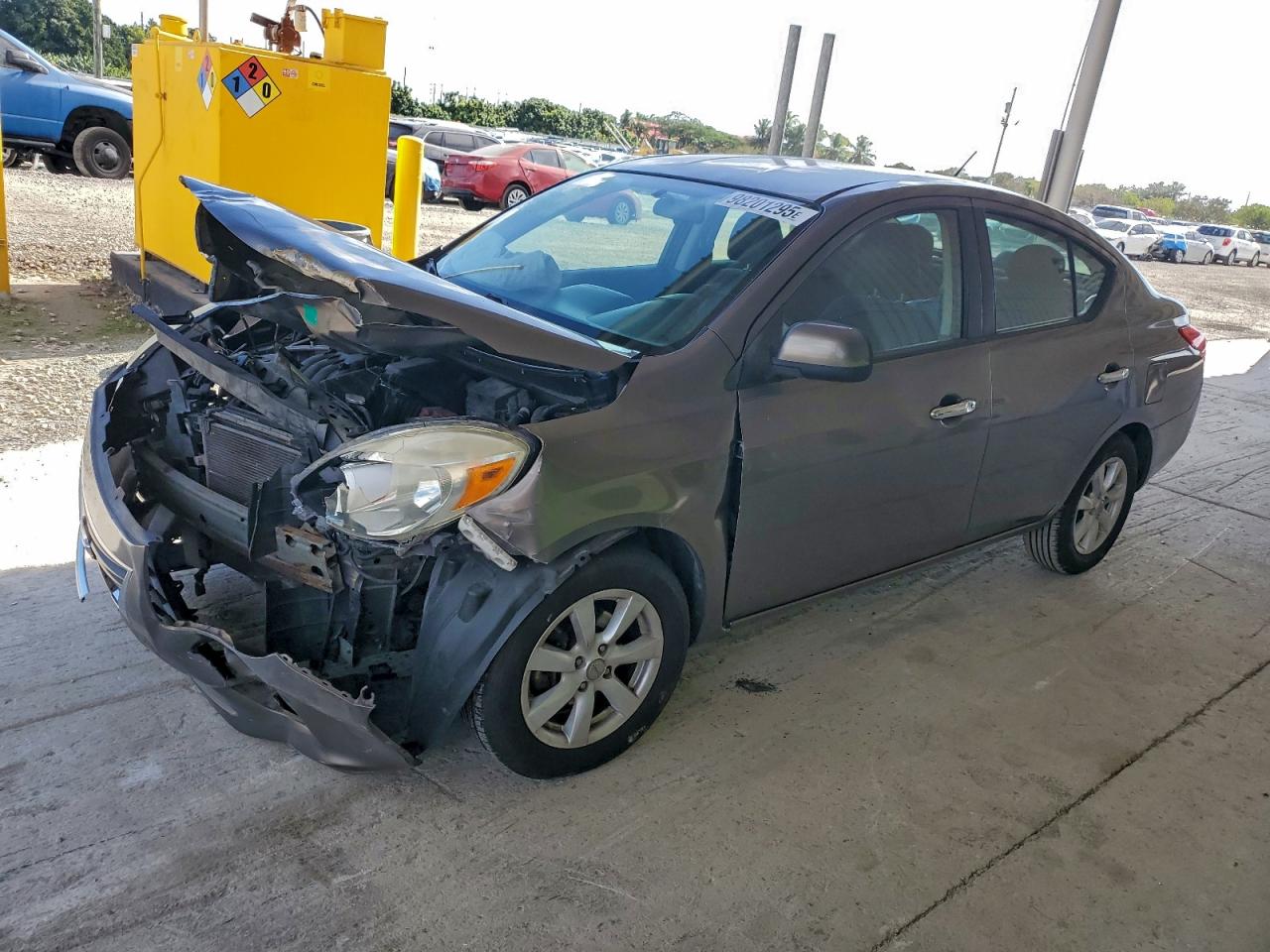 2012 NISSAN VERSA