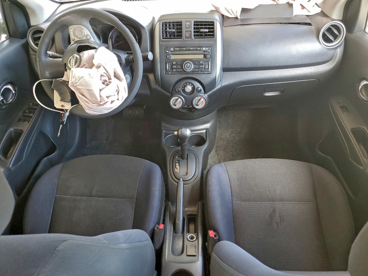 2012 NISSAN VERSA S photo 8