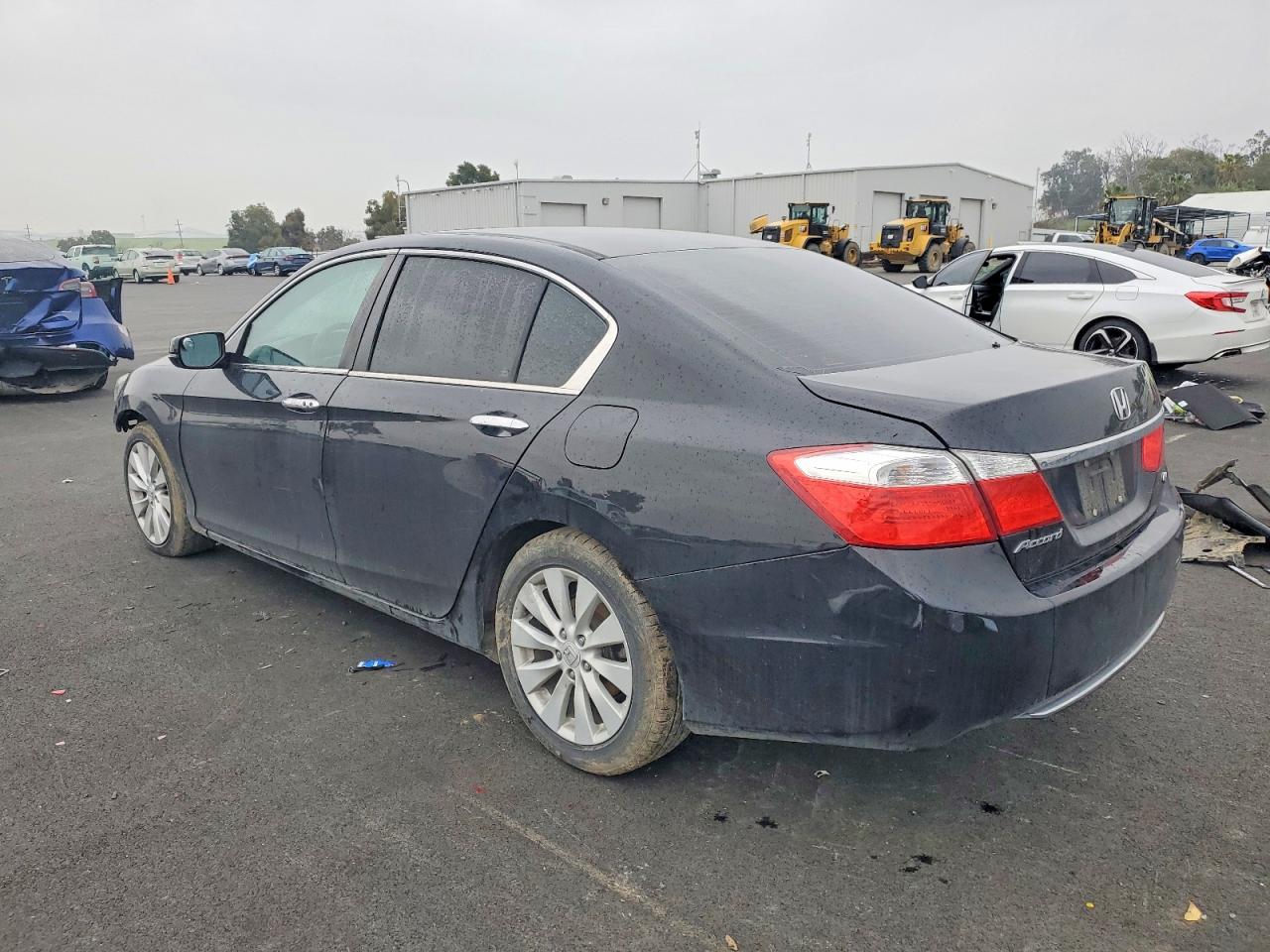 2015 HONDA ACCORD EX photo 2