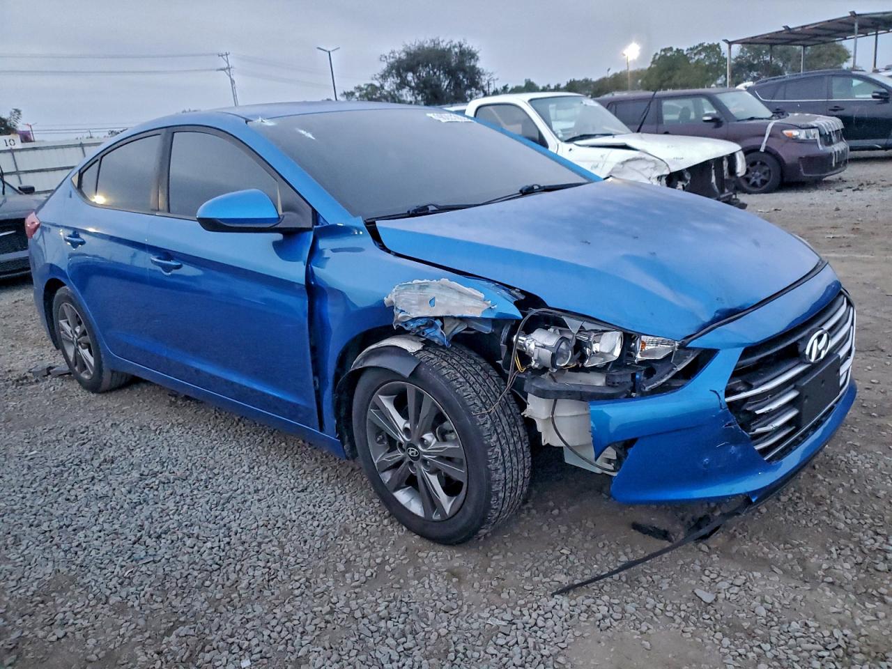 2018 HYUNDAI ELANTRA SEL photo 4