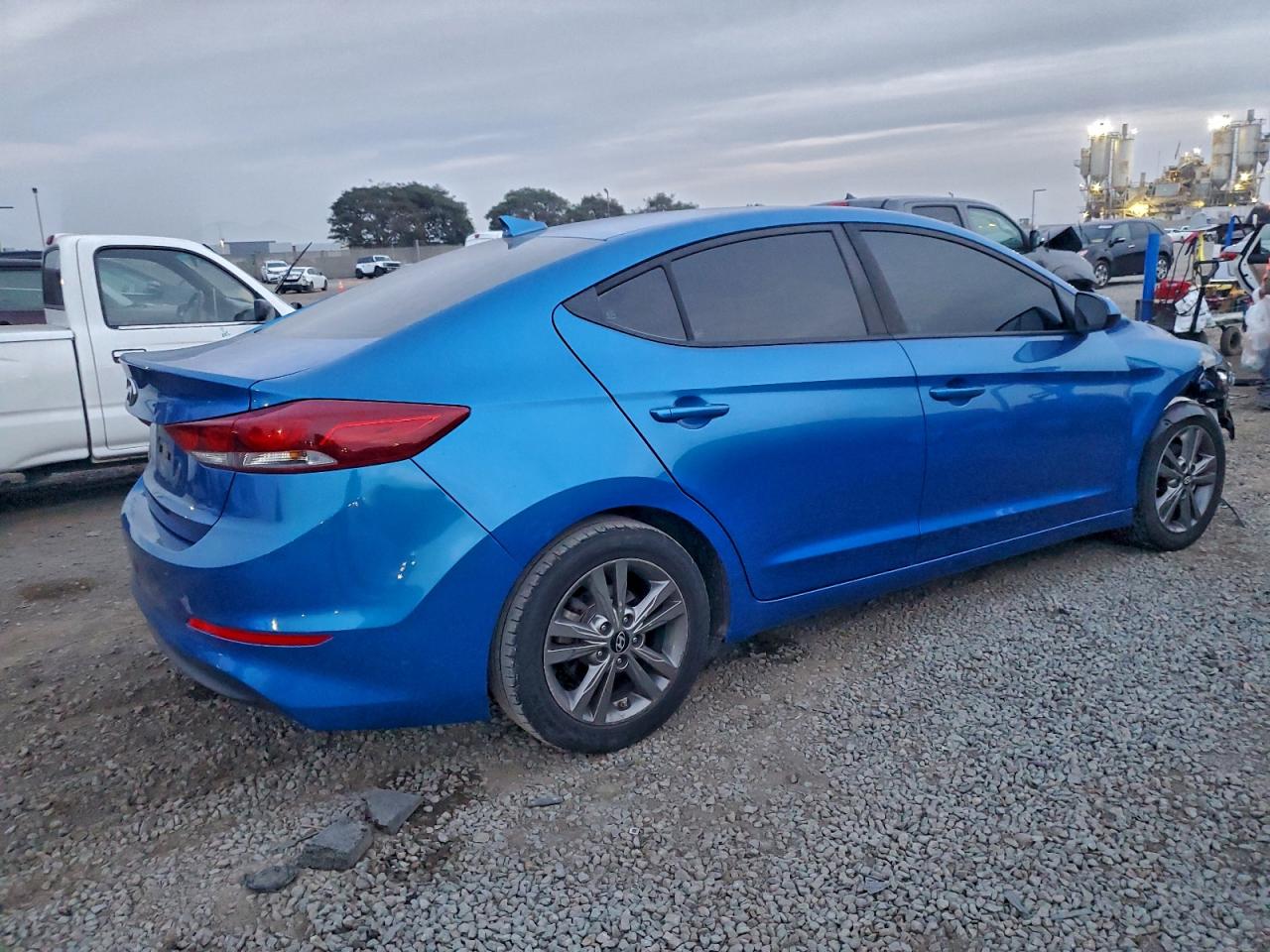 2018 HYUNDAI ELANTRA SEL photo 3