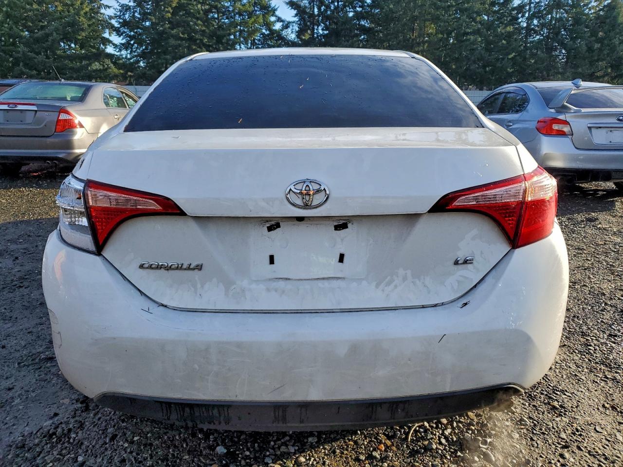 2017 TOYOTA COROLLA LE photo 6