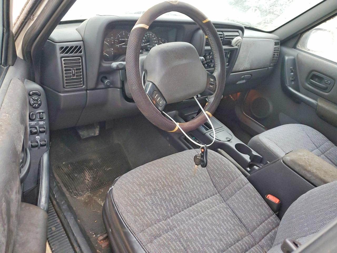 2001 JEEP CHEROKEE photo 8