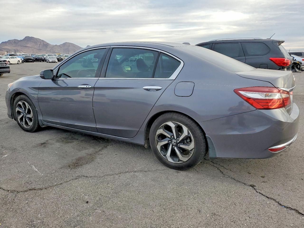 2016 HONDA ACCORD EXL photo 2