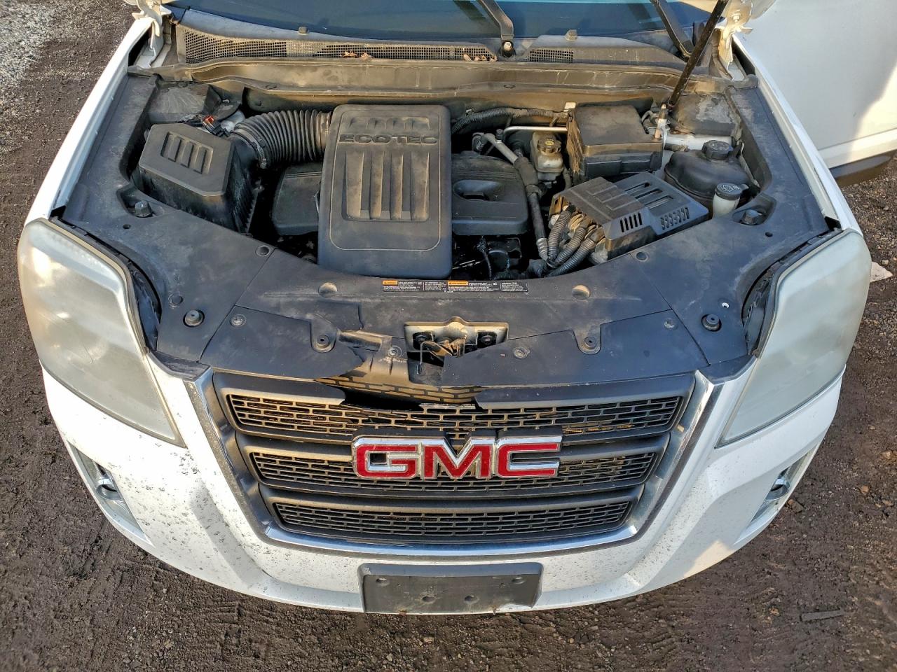 2012 GMC TERRAIN SLE photo 11