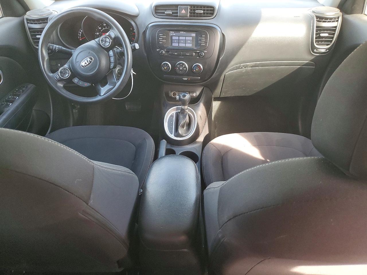 2017 KIA SOUL photo 8