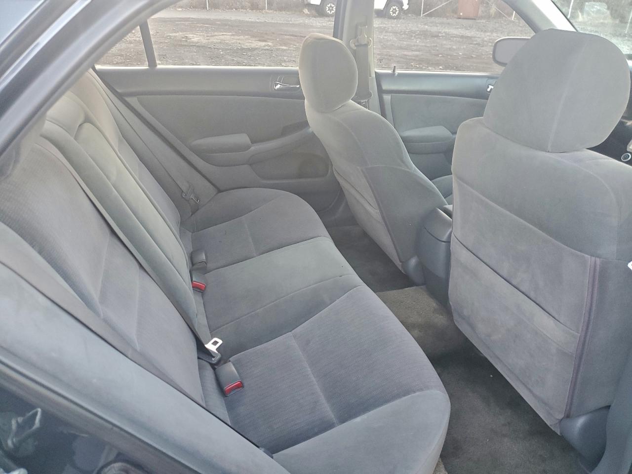 2004 HONDA ACCORD LX photo 10