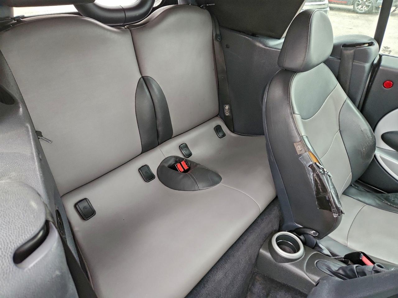 2005 MINI COOPER photo 10