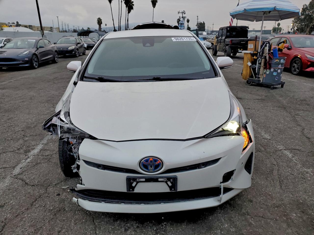 2018 TOYOTA PRIUS photo 5