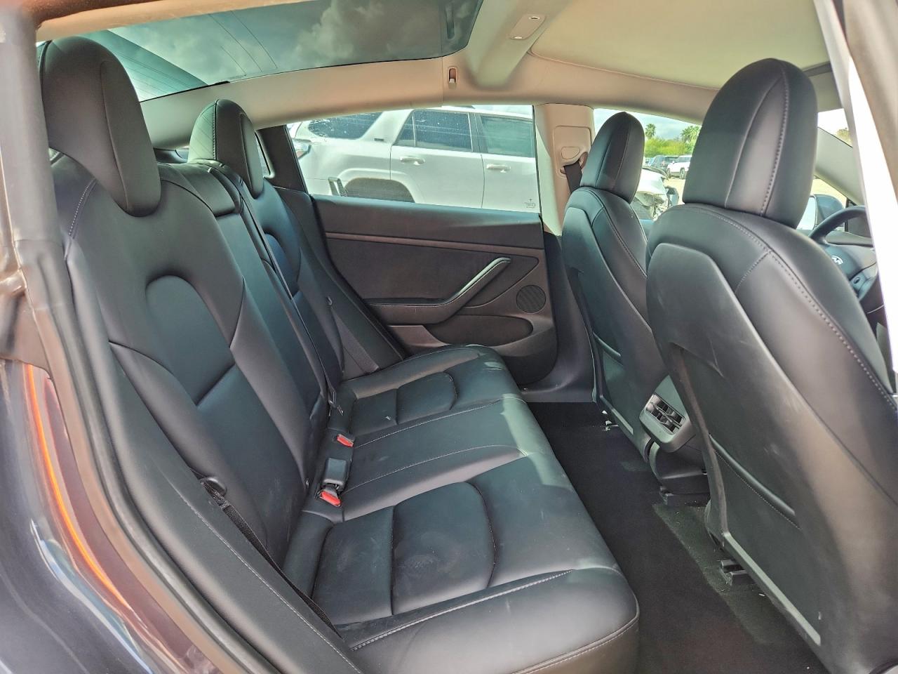 2022 TESLA MODEL 3 photo 10